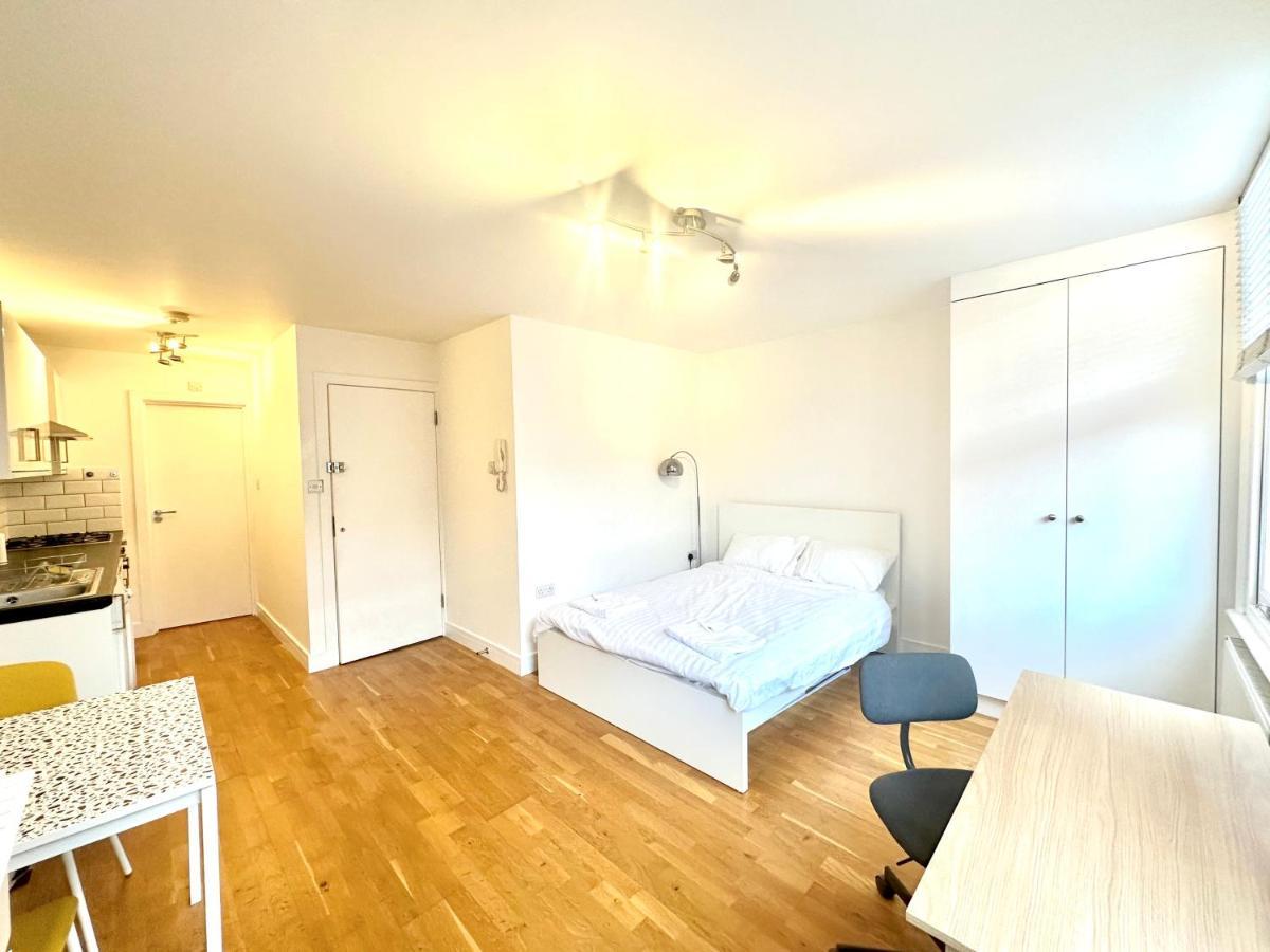 139 Guest House Camden Town ロンドン エクステリア 写真